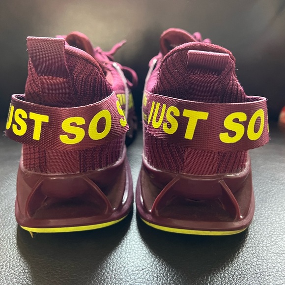 Purple womens Just So So tennis shoes. Worn maybe 2x size 10 - Picture 2 of 6